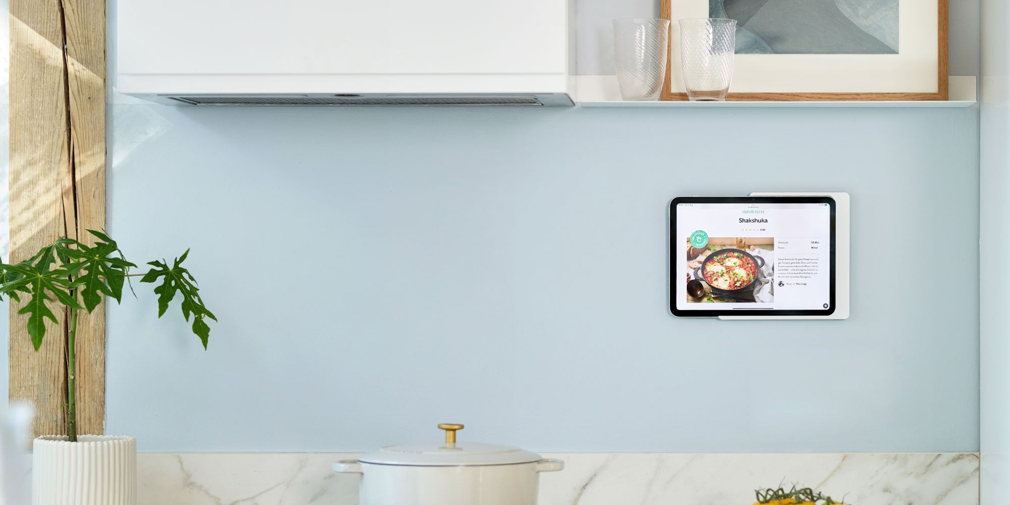 Tablet wall mounts
