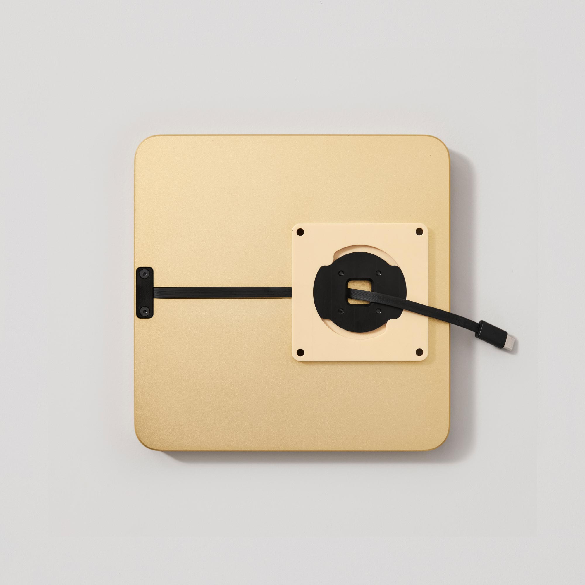 Dame Wall Home 2.0 for iPad 11th gen. wall mount with integrated USB-C charging port