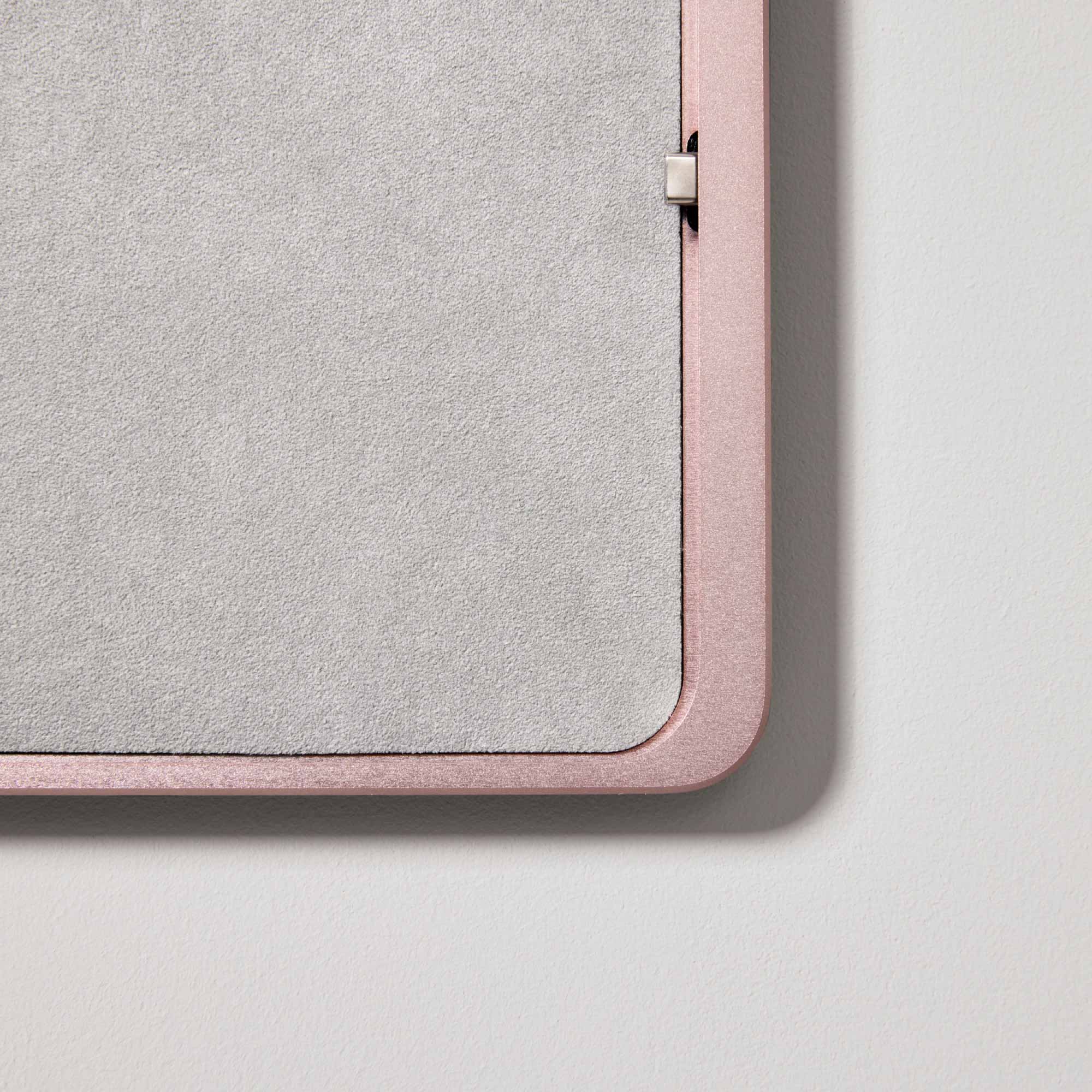 Dame Wall Home 2.0 wall mount for iPad 11th gen. with integrated charging function