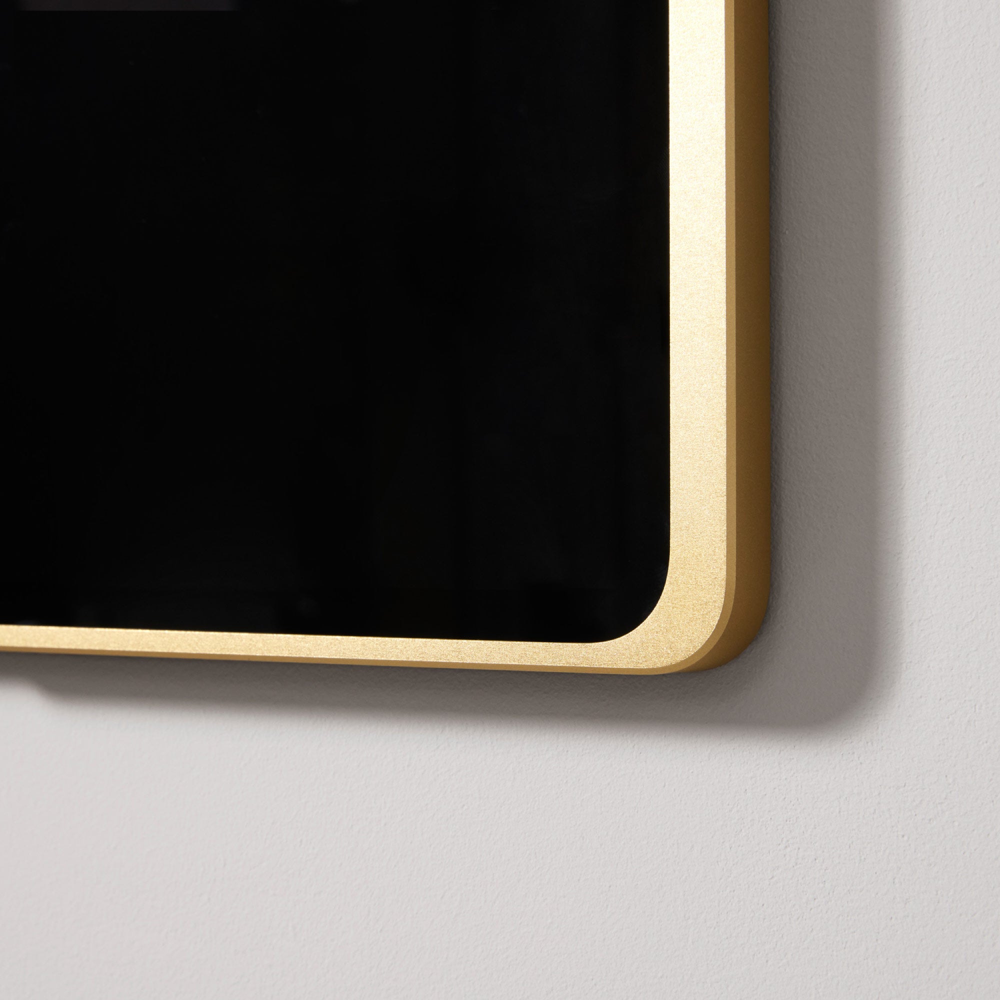 Dame Wall Home 2.0 for iPad mini 8.3" gold anodised