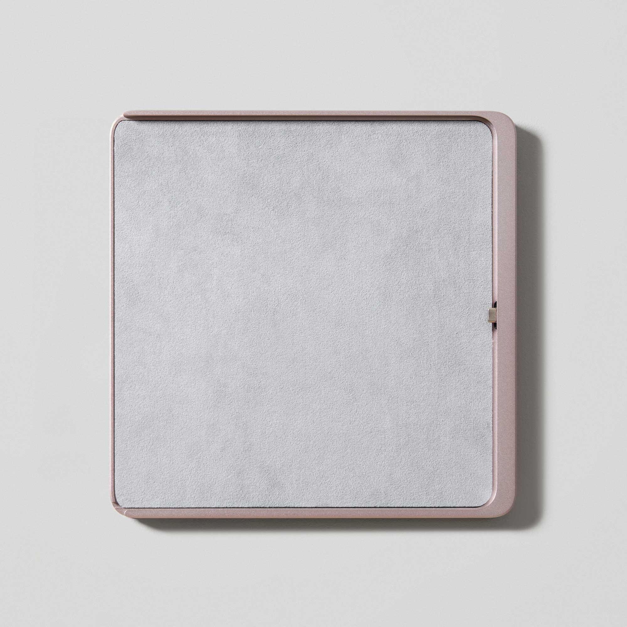 Dame Wall Home 2.0 for iPad Air 13" M3 premium wall mount with integrated charging function