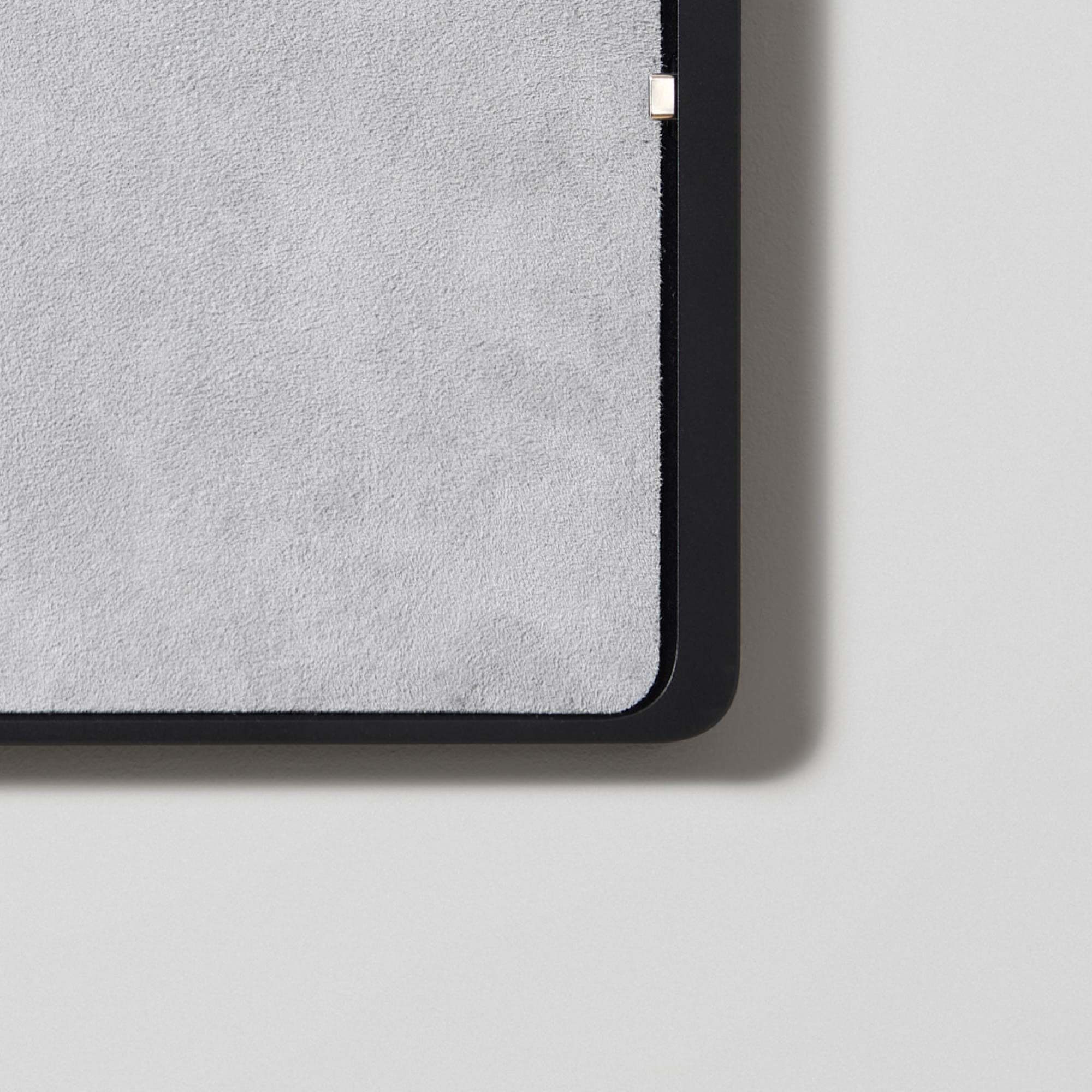 Dame Wall Home 2.0 for iPad Pro 13" M4 premium wall mount with permanent charging option