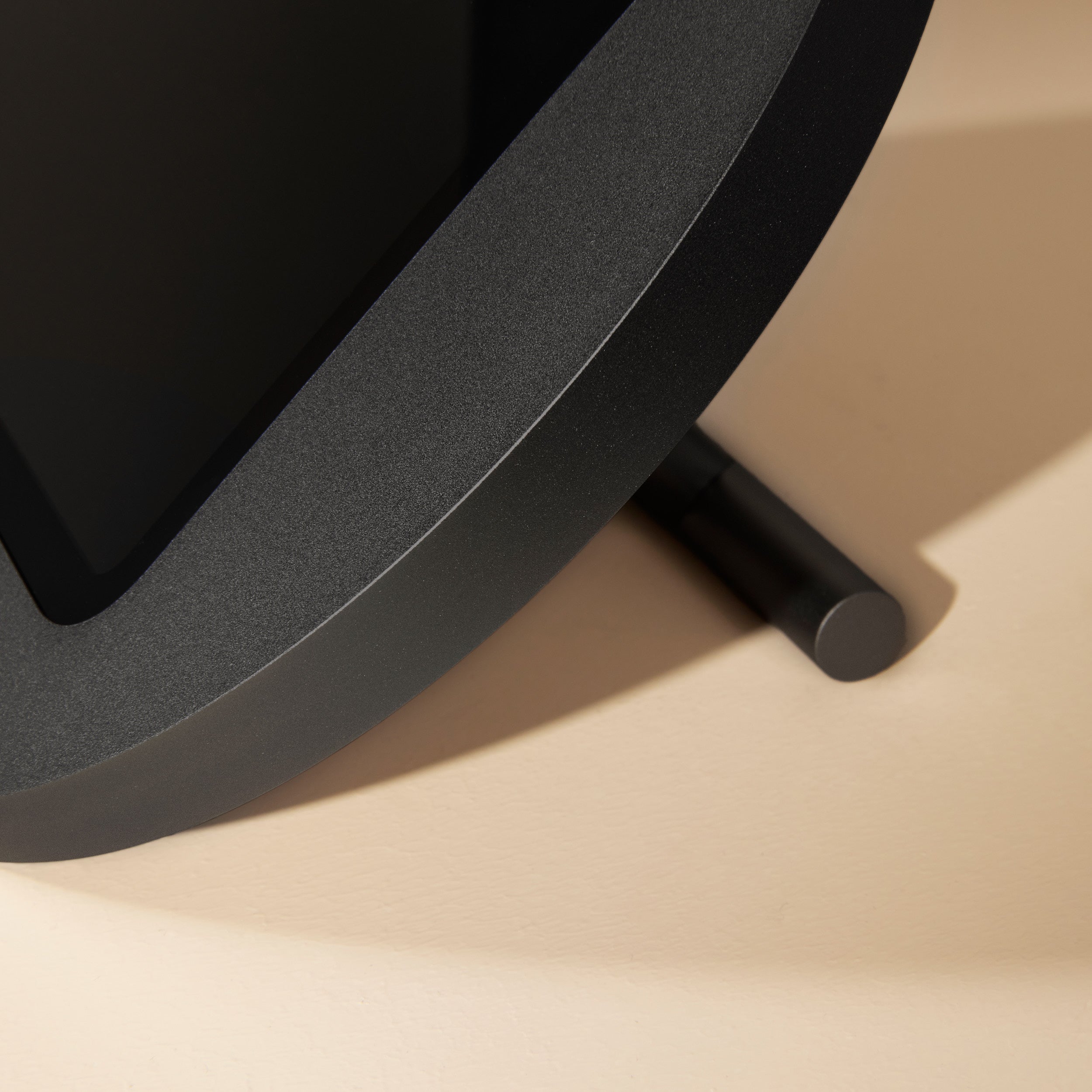 Sunset Stand for iPad with elegant design