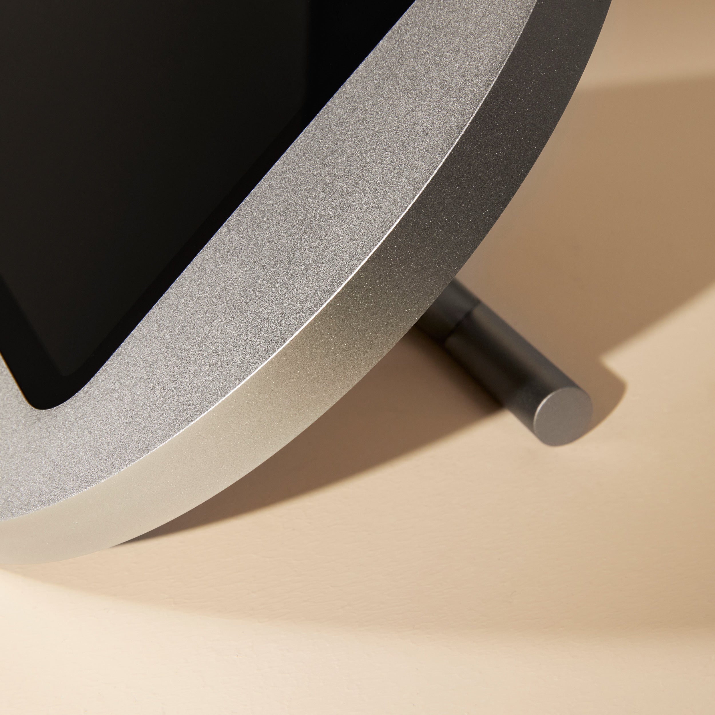 Sunset Stand for iPad for easy use