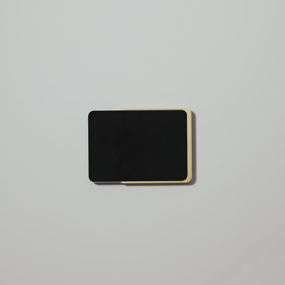 Dame Wall Home 2.0 - built in rotation unit to switch position from horizontal to vertical