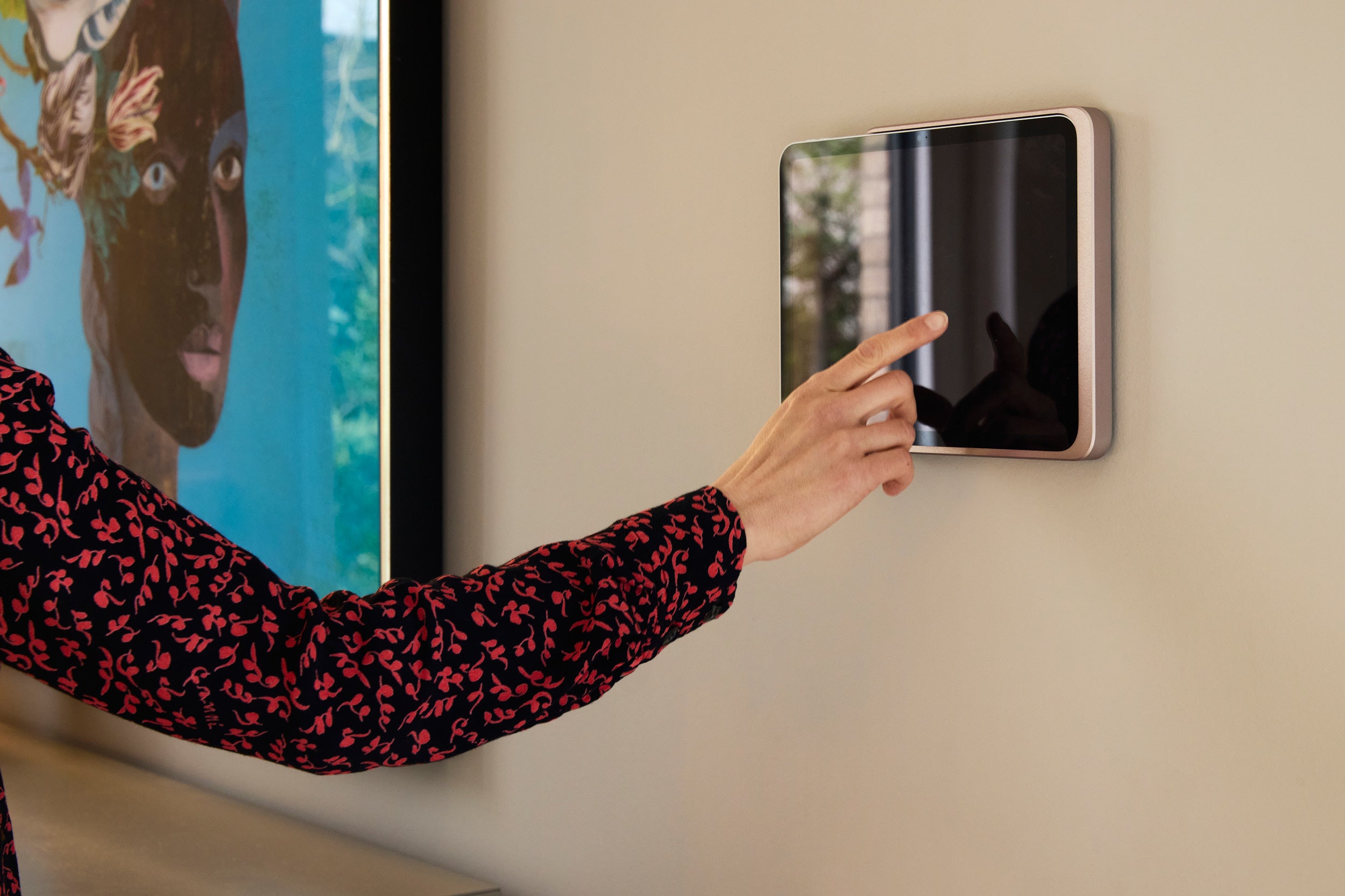 Dame Wall Home 2.0 for iPad - Displine